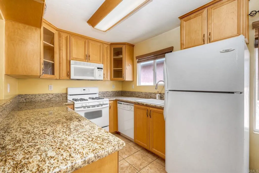 https://cdn.realtyfeed.com/cdn/127/307062712/3a494102f77bca56c223e5a302204217.webp