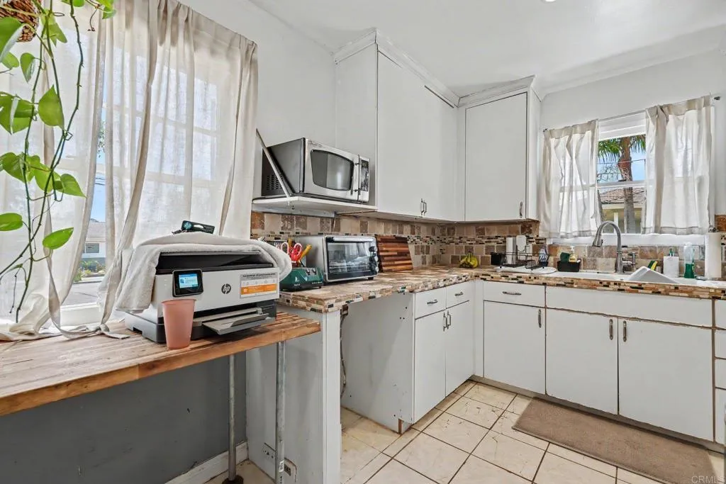 https://cdn.realtyfeed.com/cdn/127/307062716/1689e0b75e93a48ebdbfcd10d076e66c.webp