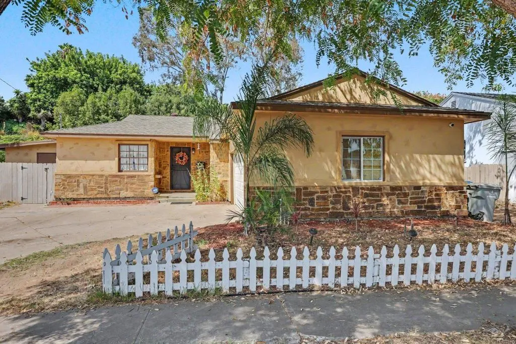 https://cdn.realtyfeed.com/cdn/127/307062716/68f9bc7124acbc65571cbfaf7695c31e.webp