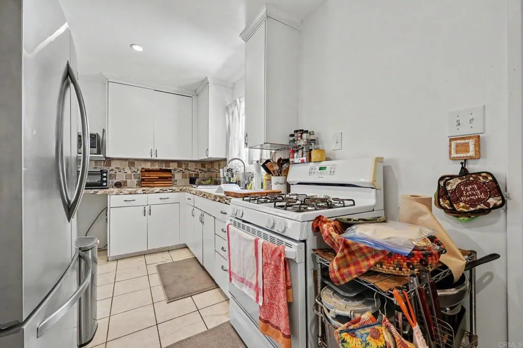 https://cdn.realtyfeed.com/cdn/127/307062716/f43117c7b4989db0b69e746cbbf0ffb4.webp