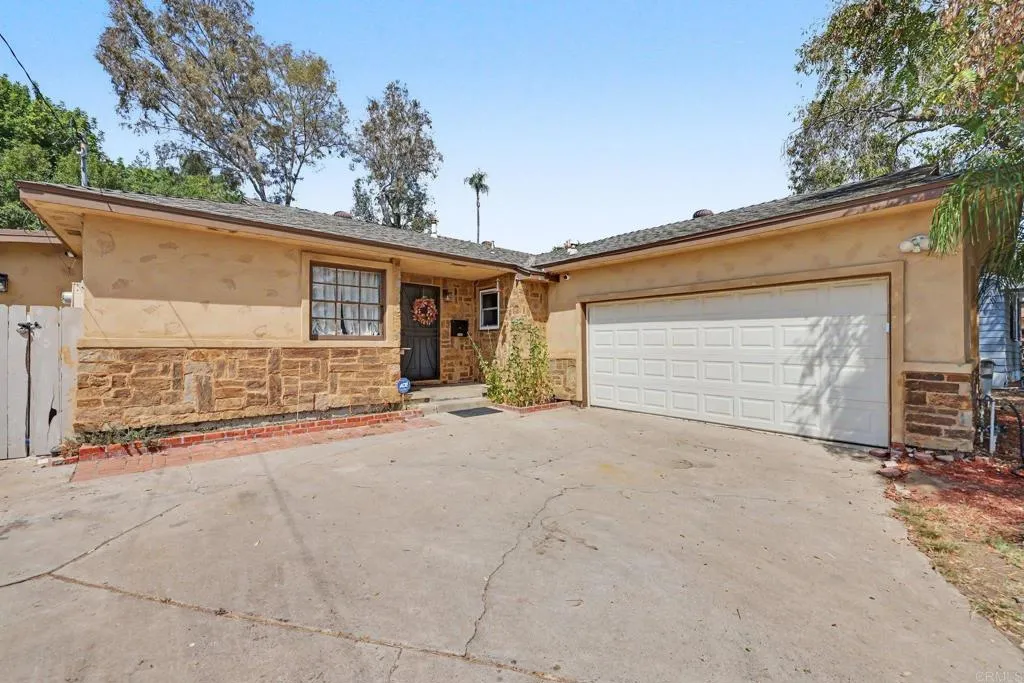 https://cdn.realtyfeed.com/cdn/127/307062716/f53db1702115b4d5643499cec144dcb8.webp