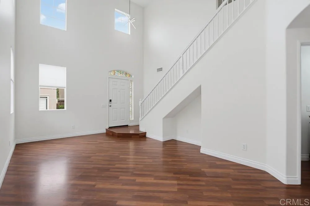 https://cdn.realtyfeed.com/cdn/127/307062750/dfe6a4faac8912f008de7da873a54999.webp