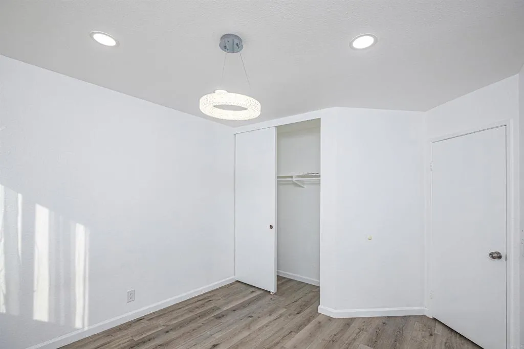 https://cdn.realtyfeed.com/cdn/127/307062758/91e7595a4fb11b56c638aa17368bb31d.webp