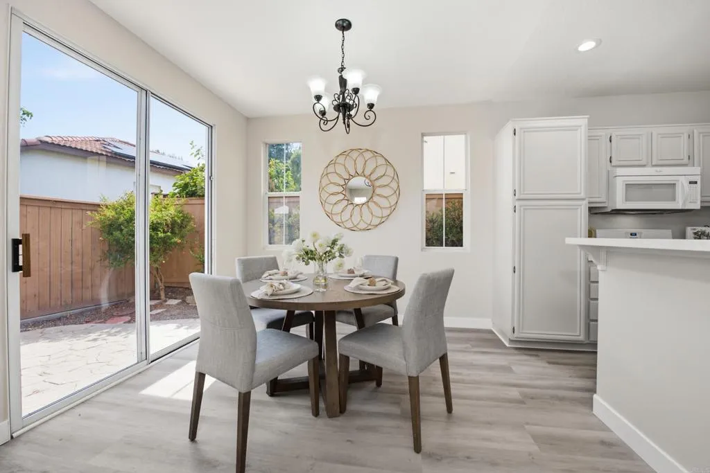 https://cdn.realtyfeed.com/cdn/127/307062773/5ec6c225660de3fee7fd4b4417996297.webp