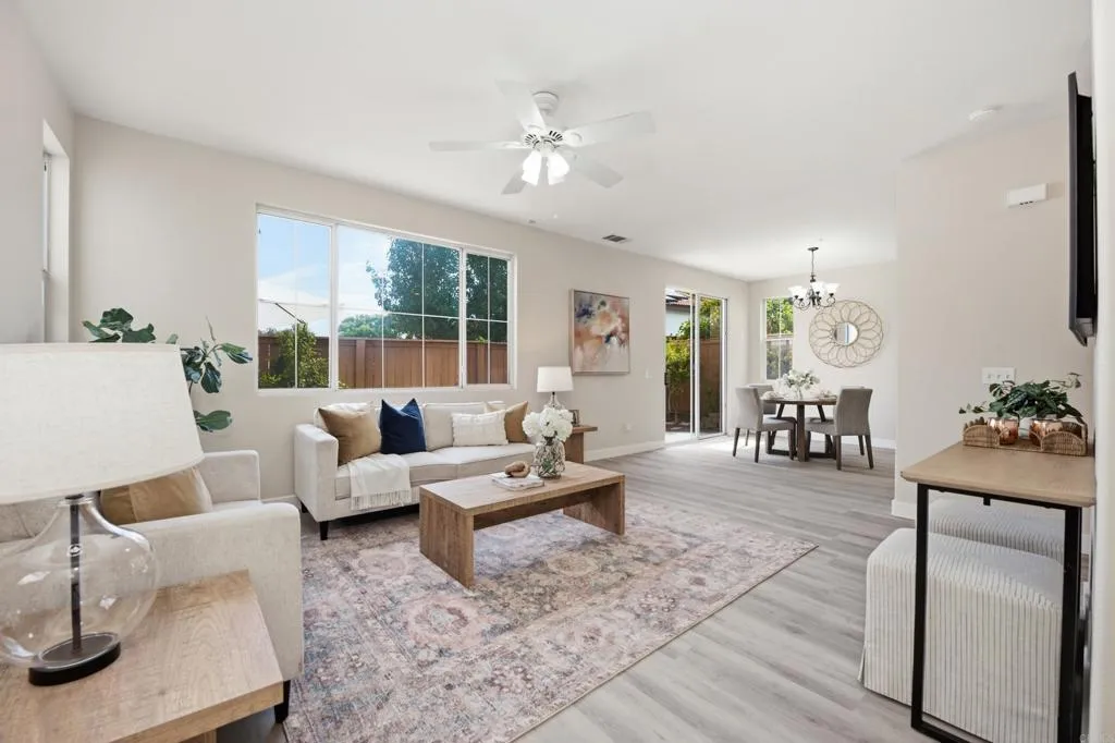 https://cdn.realtyfeed.com/cdn/127/307062773/b30c71a18d79becb7ff9d9c8c16799ff.webp