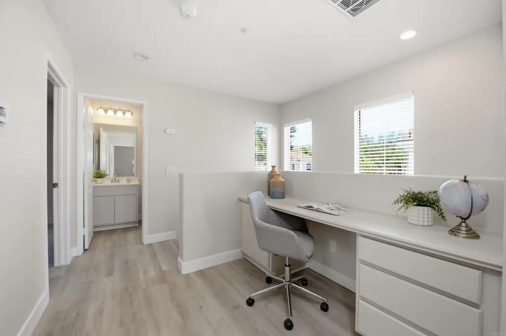 https://cdn.realtyfeed.com/cdn/127/307062773/ba868ed4d381a96b672a6489b9963814.webp