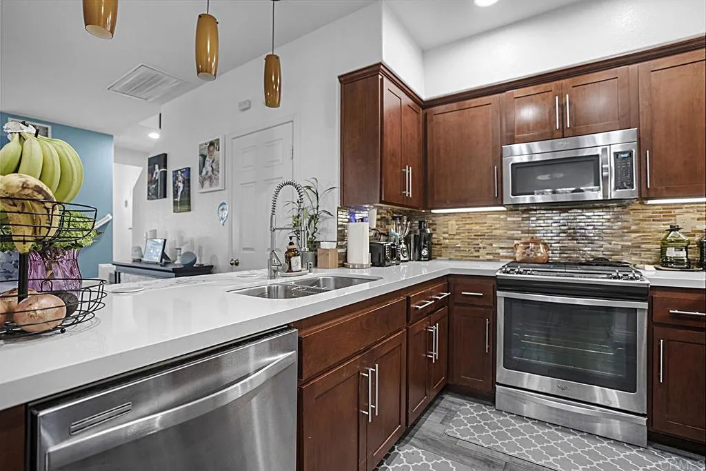 https://cdn.realtyfeed.com/cdn/127/307062797/c2c6875baec5356b881df94b5b5276b2.webp