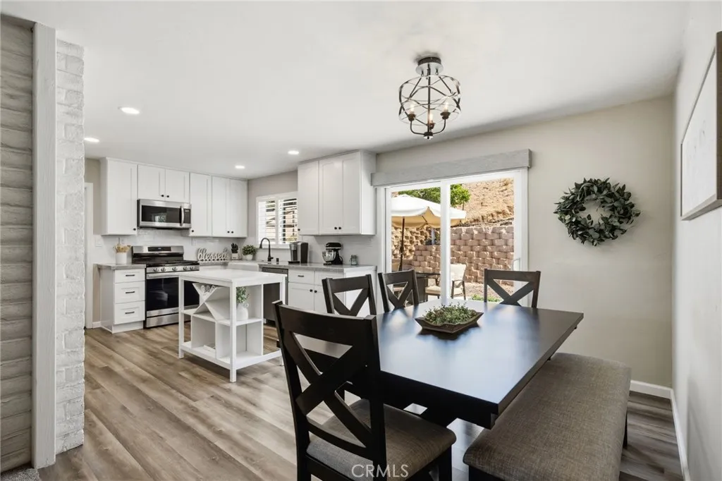https://cdn.realtyfeed.com/cdn/127/307062798/40d8513e105a3b54e19b7c4dbf243547.webp