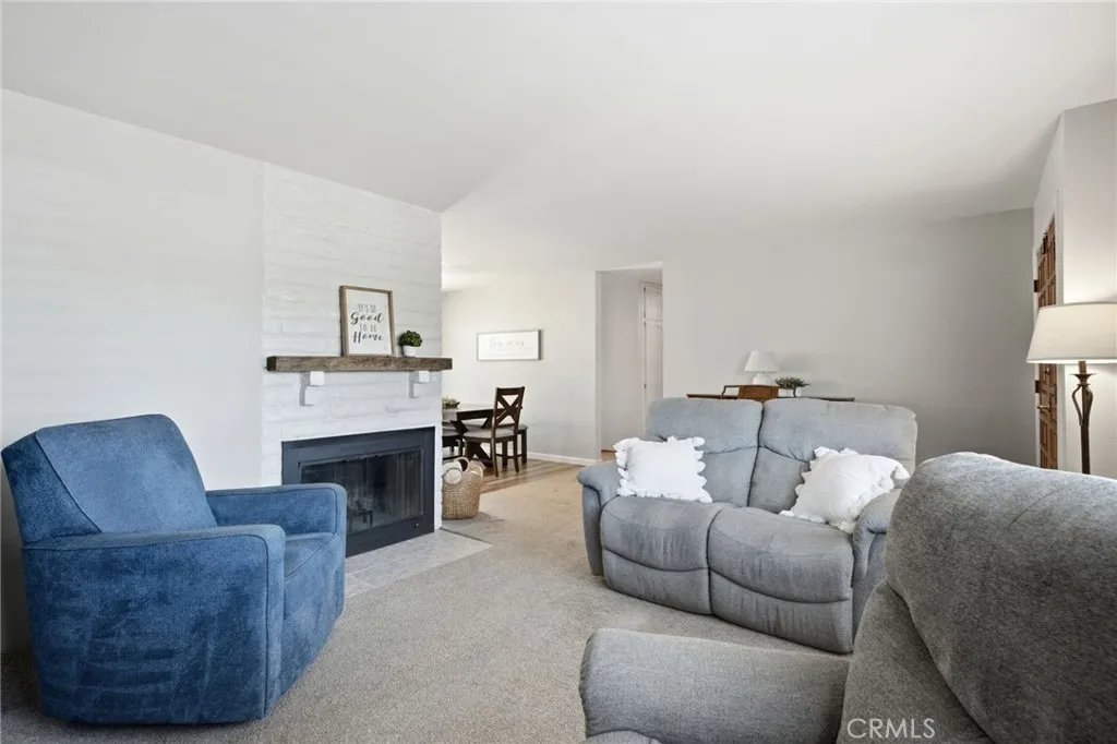 https://cdn.realtyfeed.com/cdn/127/307062798/5ca53bdf9ece806aedce3589c9cae73c.webp