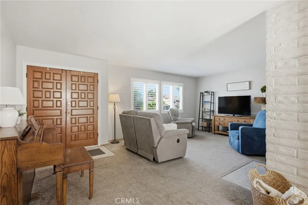https://cdn.realtyfeed.com/cdn/127/307062798/7028fa98a483e151ece7da578337cfb9.webp