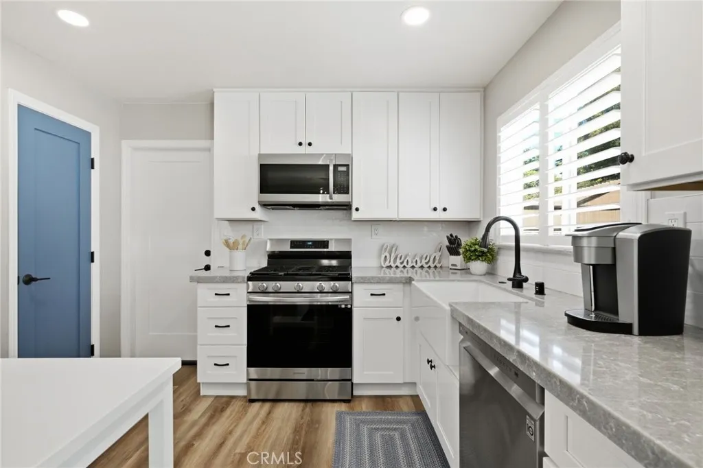https://cdn.realtyfeed.com/cdn/127/307062798/961ae4a62ae5c6c45b3df0d8a154c41d.webp