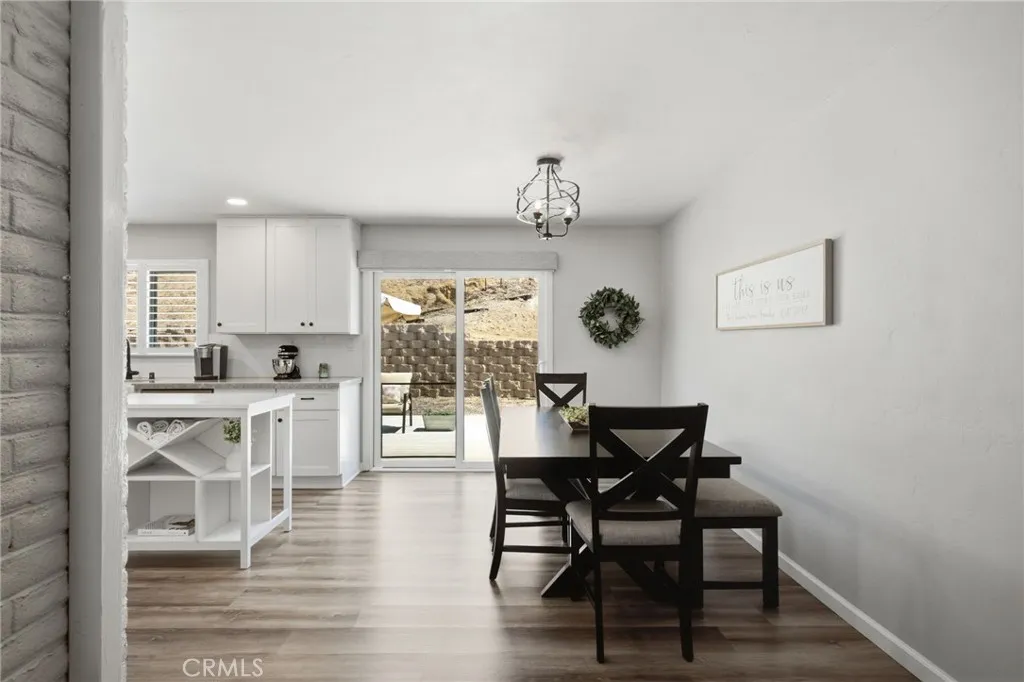 https://cdn.realtyfeed.com/cdn/127/307062798/eb1fc34bf7e45e3c35cb8c82547fb4bc.webp