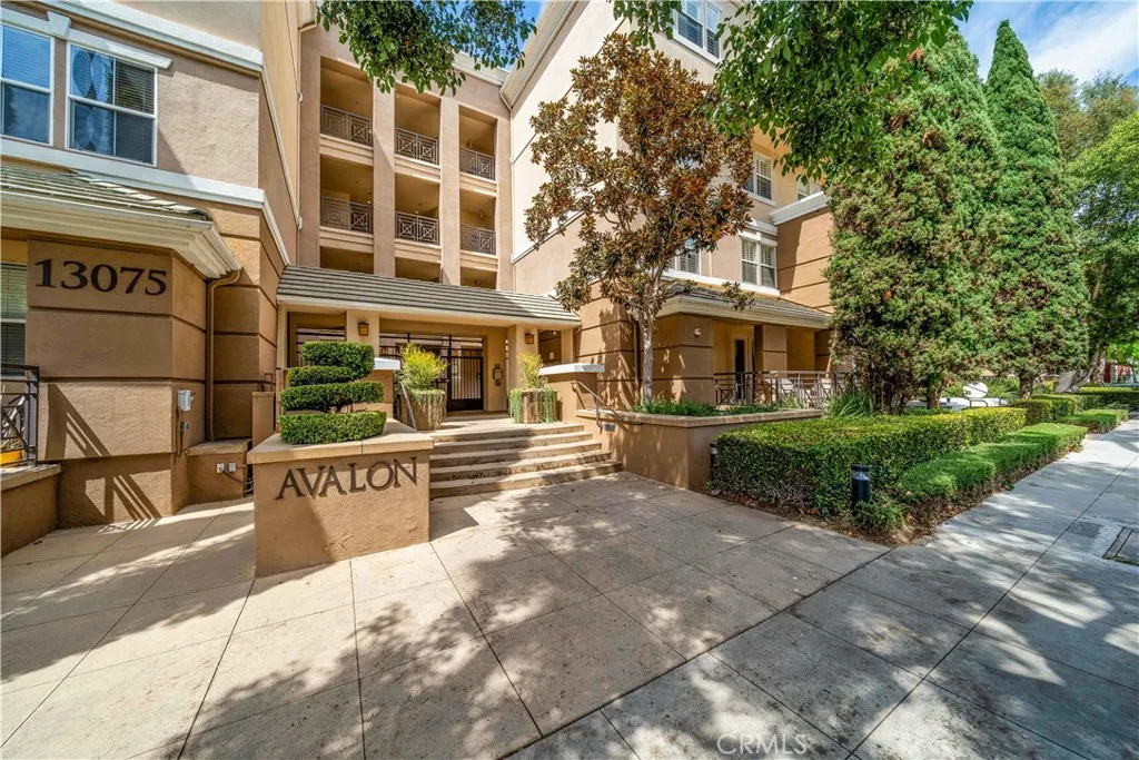 Playa Vista, CA 90094
