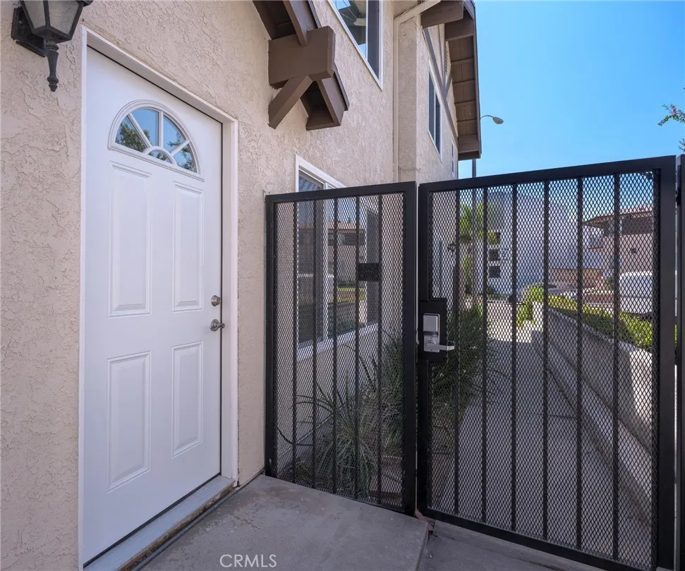 Alhambra, CA 91801