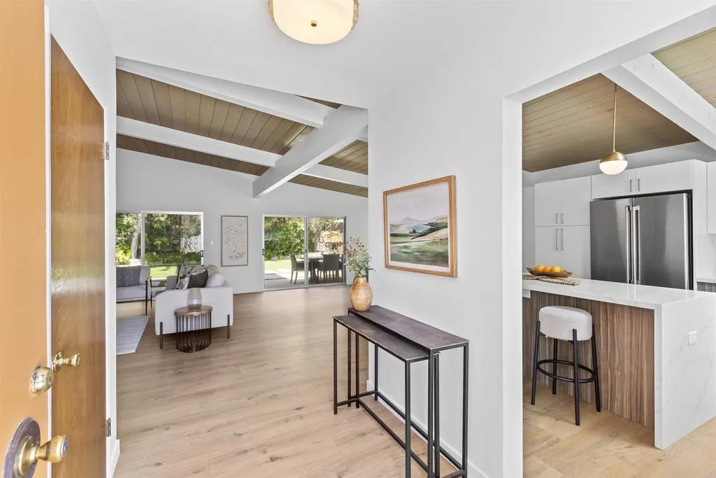https://cdn.realtyfeed.com/cdn/127/307062854/6e28c60a59ddbf0e8a8d0aae588965a6.webp