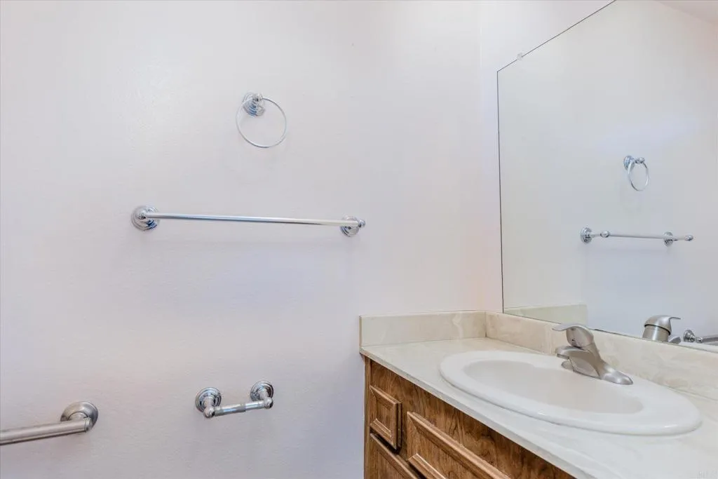 https://cdn.realtyfeed.com/cdn/127/307062870/52fe71101c1c1cd380c80e15c45ed280.webp