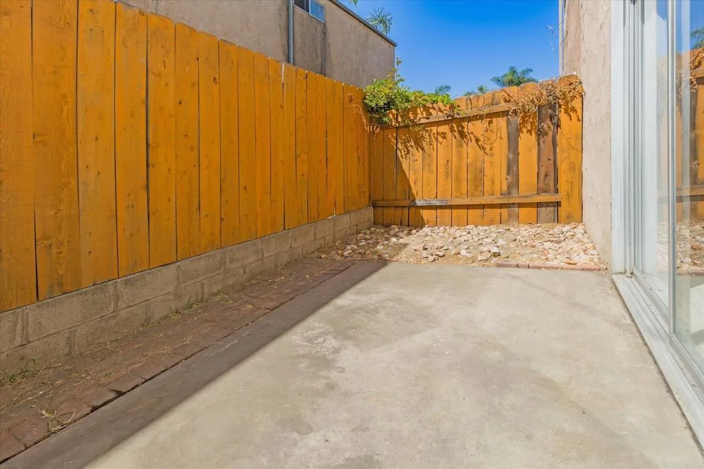 https://cdn.realtyfeed.com/cdn/127/307062870/8600b2c0ffd98028b0264dd925175c23.webp