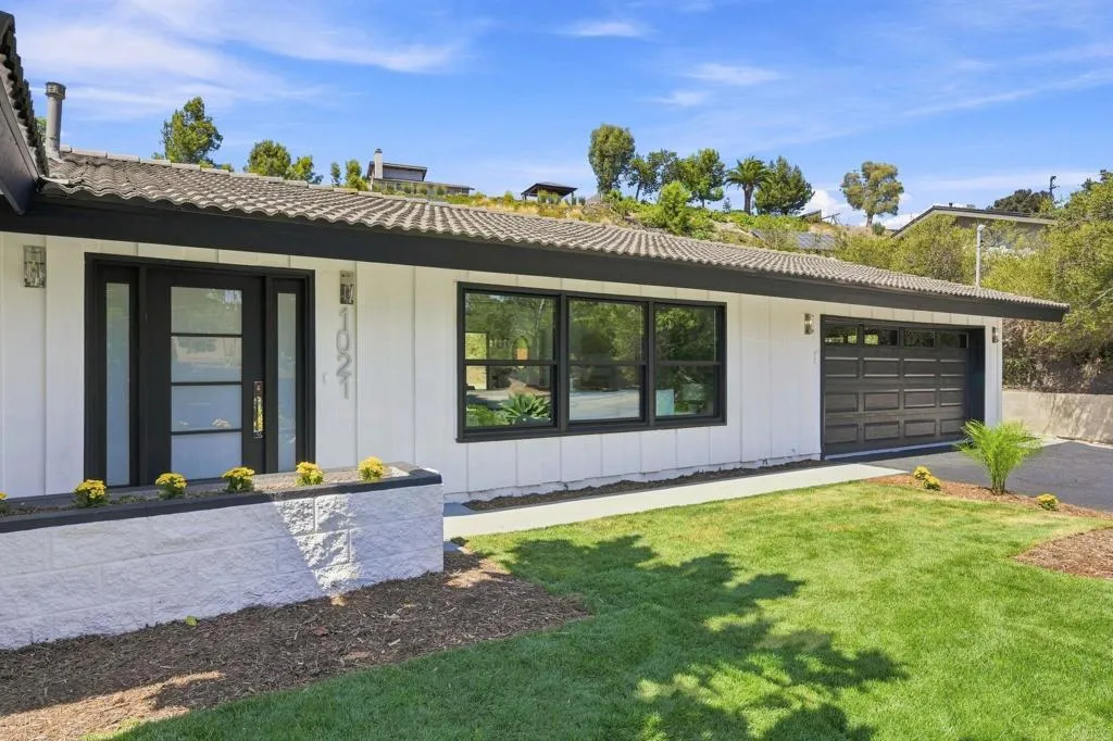 https://cdn.realtyfeed.com/cdn/127/307062874/420836cddebc4fb53dba92b775617b2b.webp