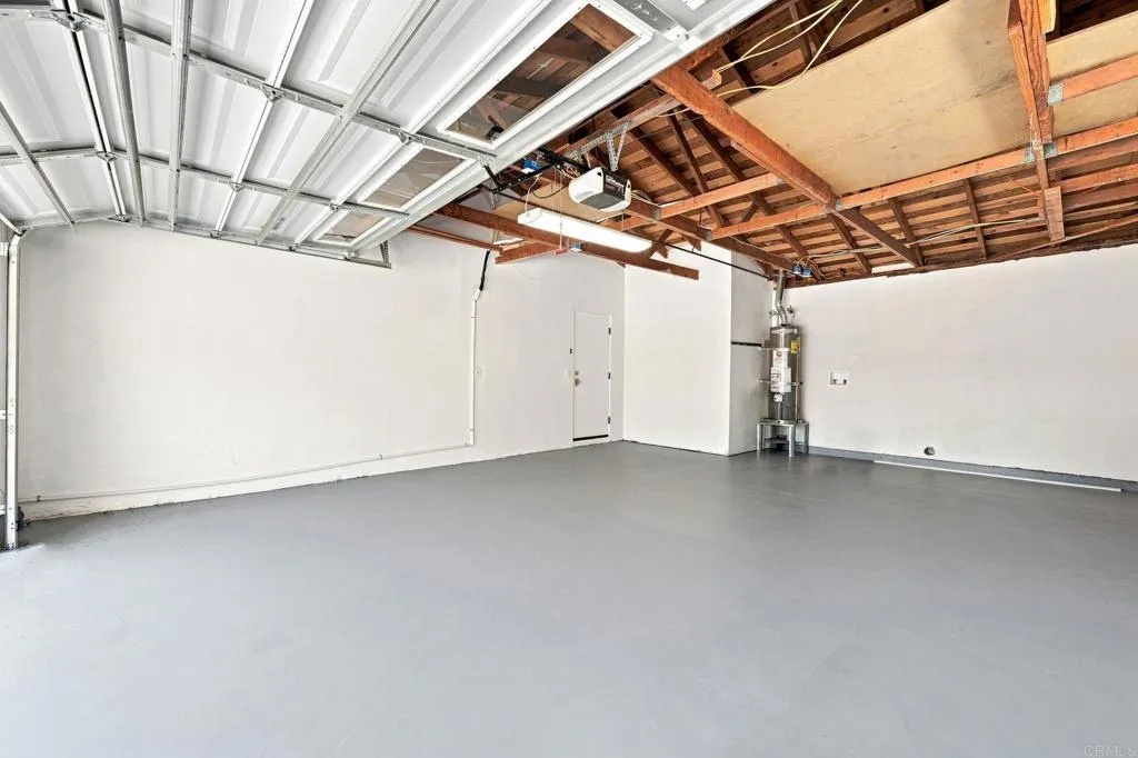 https://cdn.realtyfeed.com/cdn/127/307062874/da41dcbd68e7d38df64cd4ac0f2266ab.webp
