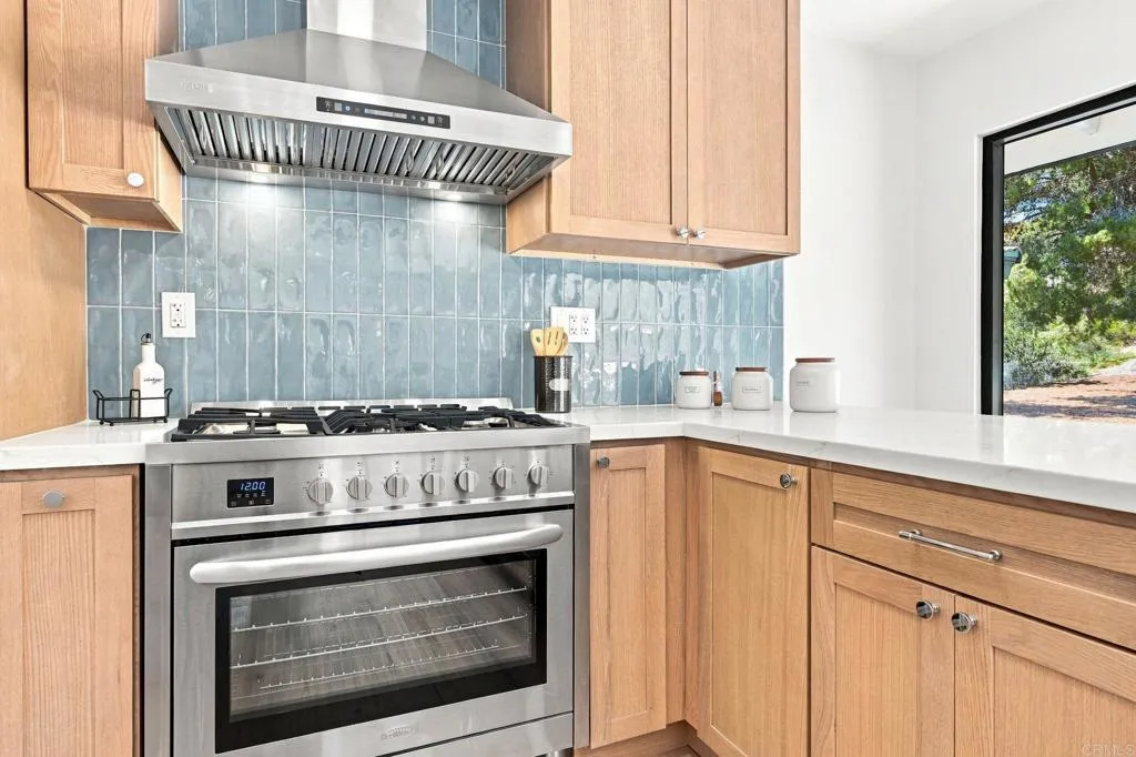 https://cdn.realtyfeed.com/cdn/127/307062874/e090a8c76af7465dc4c75305cf7ebcbd.webp