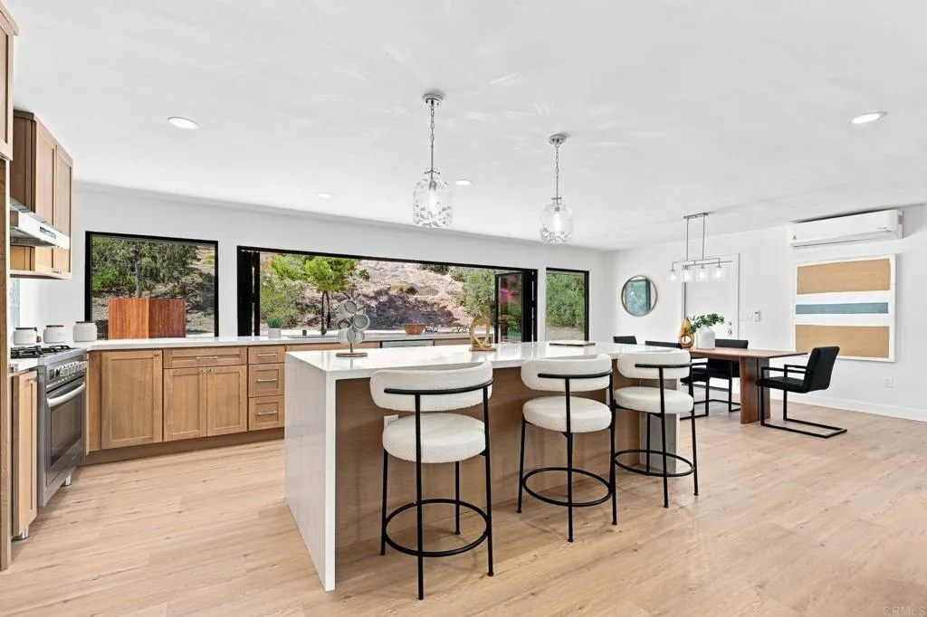 https://cdn.realtyfeed.com/cdn/127/307062874/eb0c9344e08f043ecb575fb68260ebcd.webp