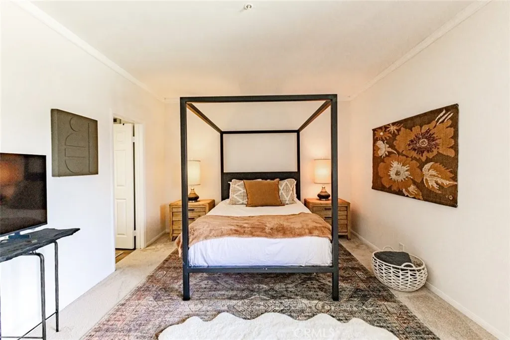 https://cdn.realtyfeed.com/cdn/127/307062961/2ade76cc8aa7f853685766642b7e327d.webp