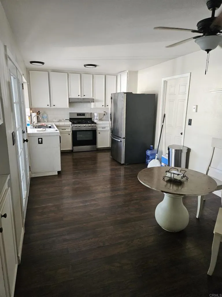 https://cdn.realtyfeed.com/cdn/127/307063085/15dec01d24ec5879bd1cbf40fb8ba3de.webp