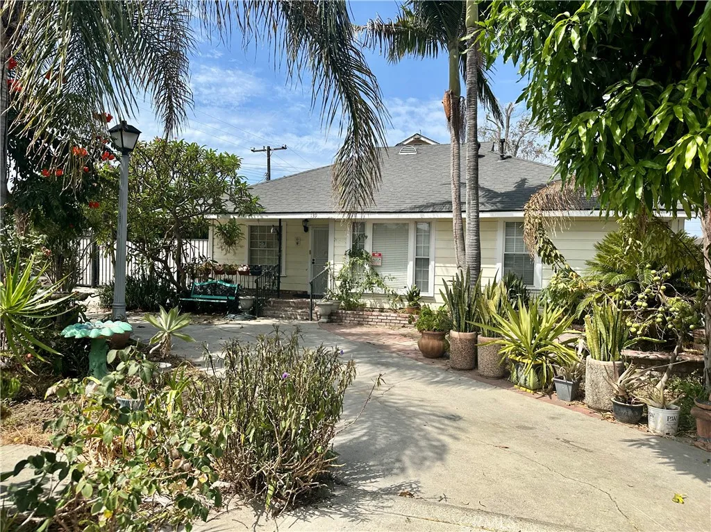 Anaheim, CA 92801