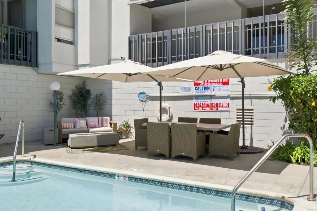 https://cdn.realtyfeed.com/cdn/127/307063153/086667c67fb3ee4c2a9f75377ffb73ba.webp