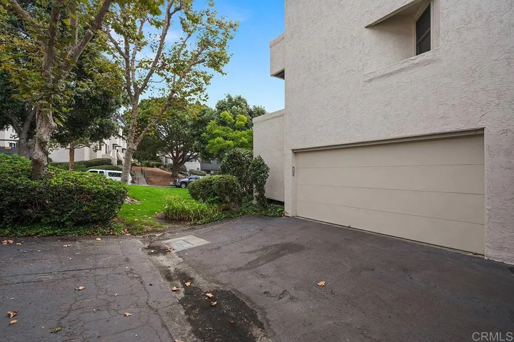 https://cdn.realtyfeed.com/cdn/127/307063155/19a376da961d66f36ab05badbe83ef75.webp