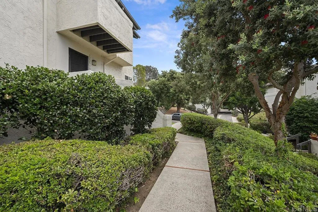 1235 River Glen Row Unit 79, San Diego, CA 92111 - Photo 4 of 58, San Diego, CA