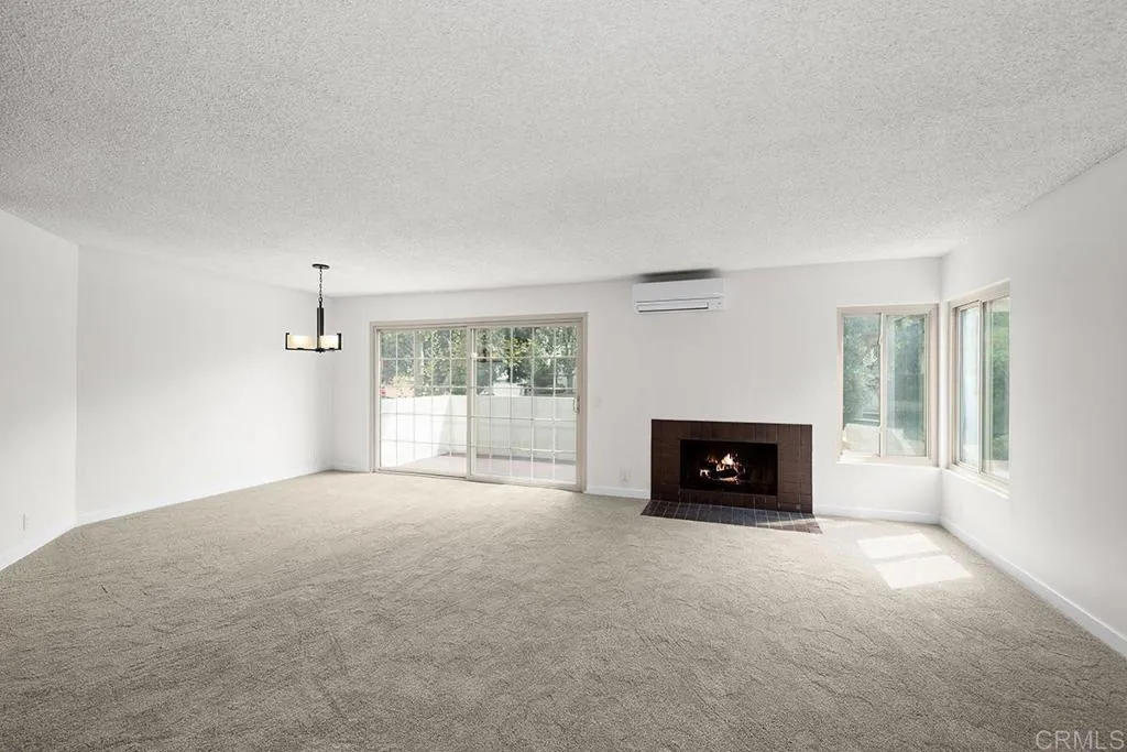 https://cdn.realtyfeed.com/cdn/127/307063155/a6adafe2157ce7e29e567fade2d24b16.webp