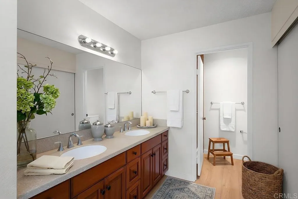 https://cdn.realtyfeed.com/cdn/127/307063155/adf0fdf5824b2fae08e503c99a2801be.webp
