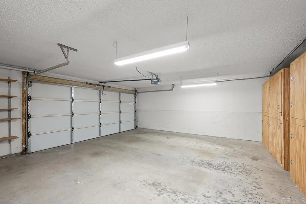 https://cdn.realtyfeed.com/cdn/127/307063155/ca82d321436ba784d7a4e26a3bce16c6.webp