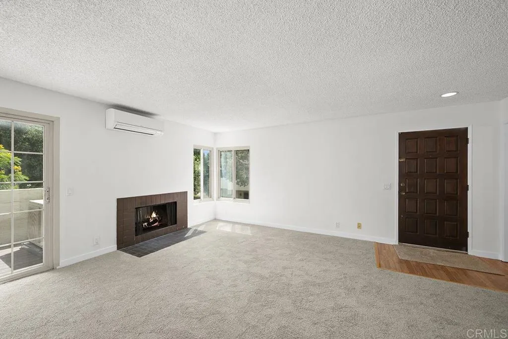 https://cdn.realtyfeed.com/cdn/127/307063155/e3b31d452666279fe7a036ca9b1c5d99.webp