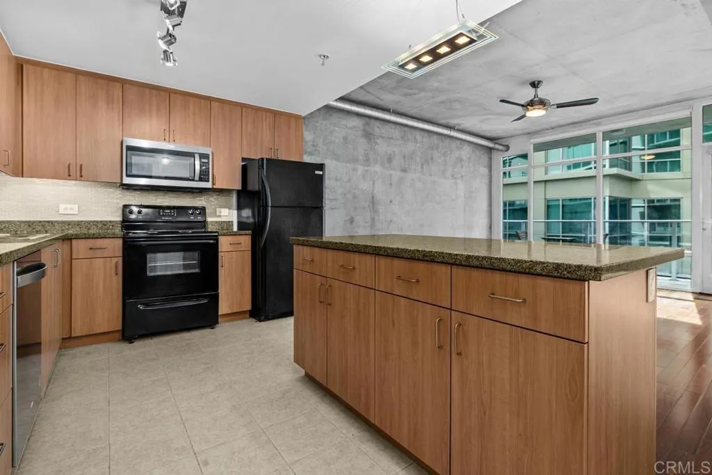 https://cdn.realtyfeed.com/cdn/127/307063164/2599de45dc0335e15e3127cfb91bc41b.webp