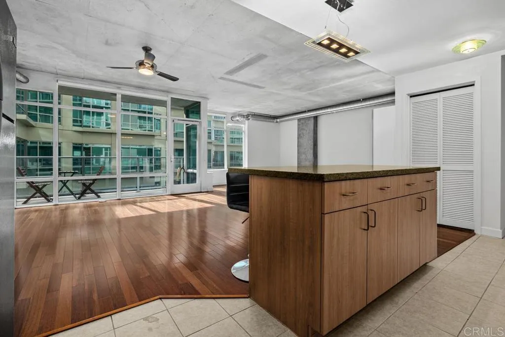 https://cdn.realtyfeed.com/cdn/127/307063164/3888ea677121d117593a7ab3f1071eb1.webp