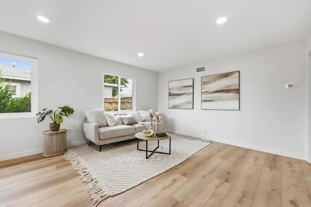 https://cdn.realtyfeed.com/cdn/127/307063197/5b7187fd6538520a8ece8a0cb8d89b2f.webp
