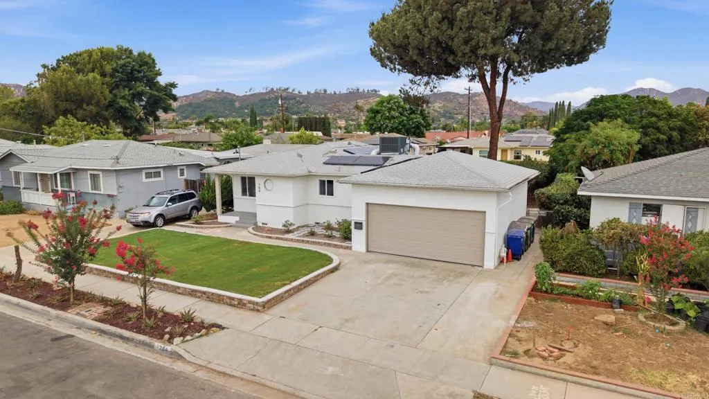 https://cdn.realtyfeed.com/cdn/127/307063197/dc25949c7d1c132c600acd1612bce484.webp