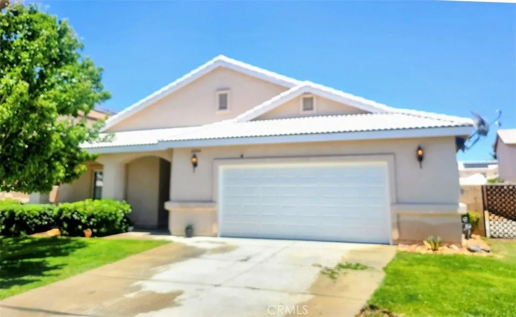 Lancaster, CA 93535
