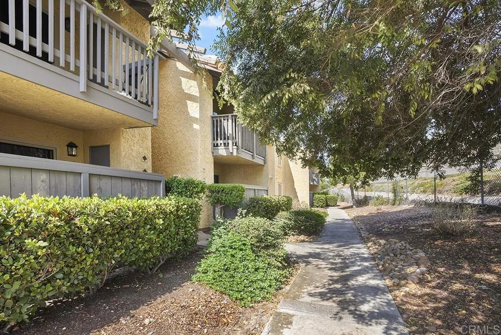 https://cdn.realtyfeed.com/cdn/127/307063212/7f7e439ab08e9d2e866de910f8bd574d.webp