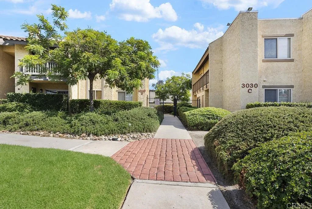 https://cdn.realtyfeed.com/cdn/127/307063212/ada58c87df93d01c54113162afc415ad.webp