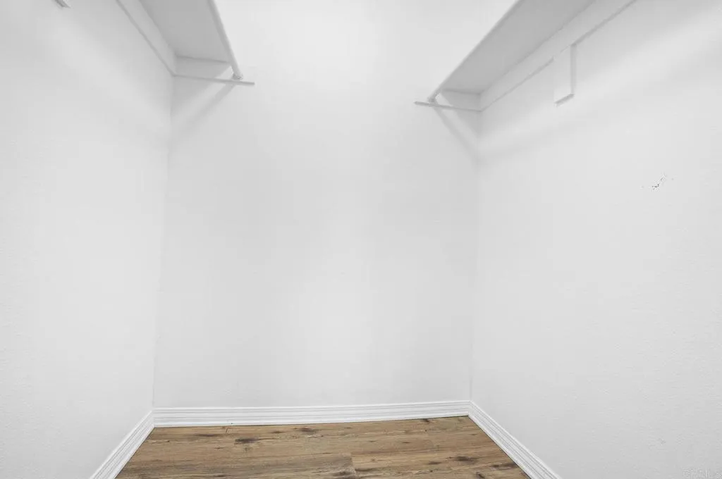 https://cdn.realtyfeed.com/cdn/127/307063212/b2e61af84c2ad1433fea4008fc6d4584.webp