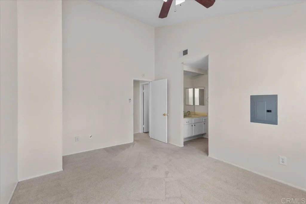 https://cdn.realtyfeed.com/cdn/127/307063262/ad49910427d5fd5dfa06a00abbd321bb.webp
