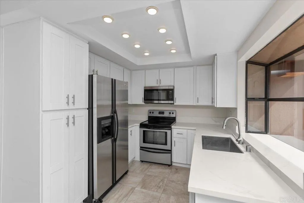 https://cdn.realtyfeed.com/cdn/127/307063262/b8348bffa0c2b9f1a044226cd217dff7.webp