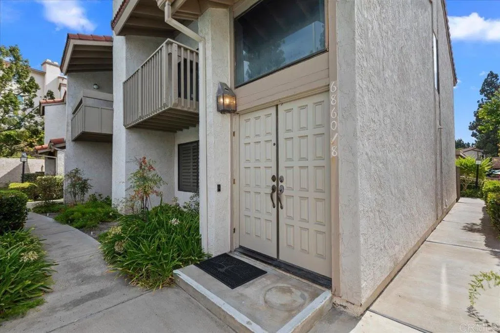 6860 Caminito Montanoso Unit 8, San Diego, CA 92119 - Main photo, San Diego, CA