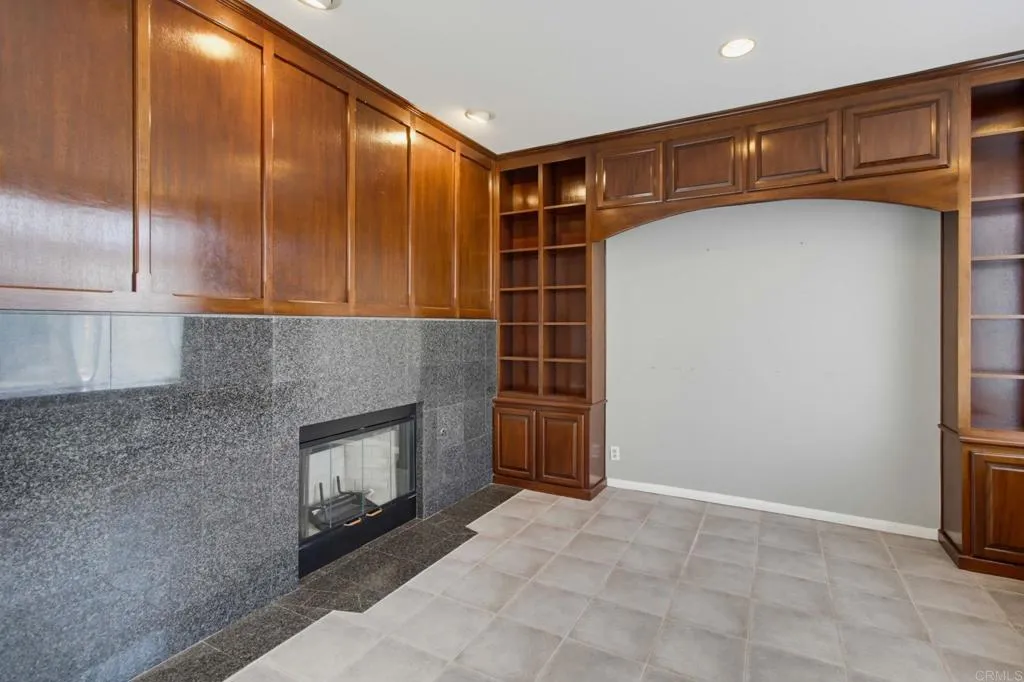 https://cdn.realtyfeed.com/cdn/127/307063275/0a60cbdd6548b5cf8a4ebe9a9356f859.webp