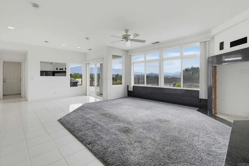 https://cdn.realtyfeed.com/cdn/127/307063275/62cafdaa64d91d5ba0ee3b872307fde1.webp