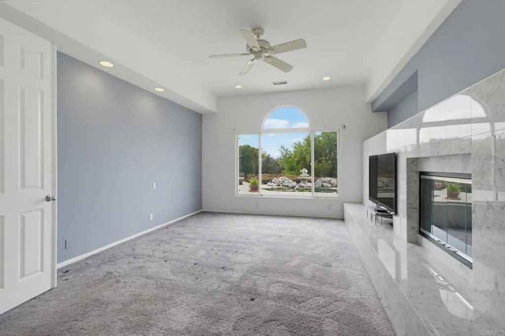 https://cdn.realtyfeed.com/cdn/127/307063275/78a9f66710b4ec9f8db574eedbdc1184.webp