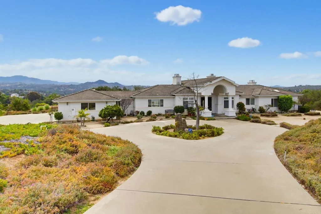 13427 Hilltop Place, Valley Center, CA 92082 - Photo 2 of 65, Valley Center, CA